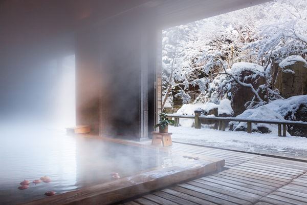 雪見温泉