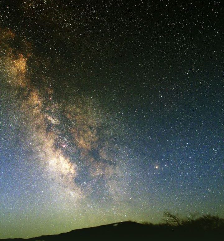 望遠鏡から見られる蔵王町の星空